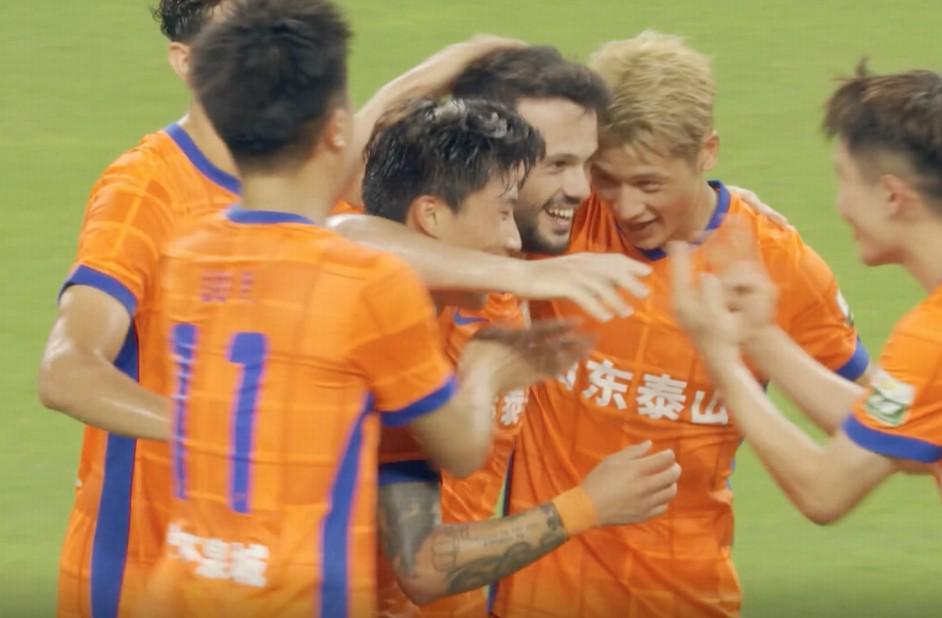 kaiyun中国官网-神瓦科！卡扎伊什维利连场戴帽，战国安4球+战申花3球！